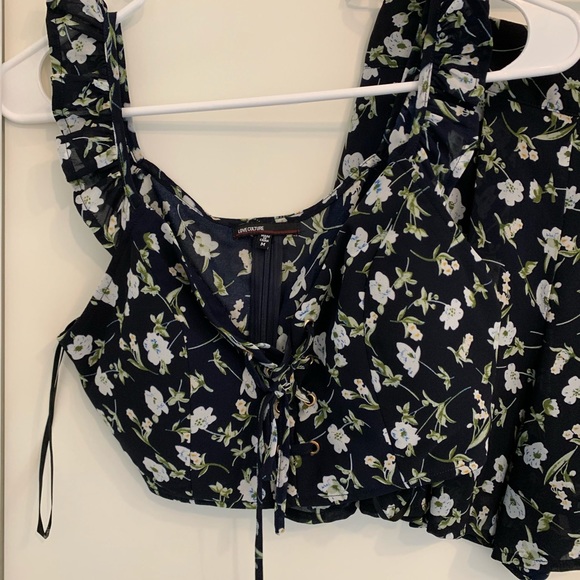 Two-piece outfit - Picture 3 of 3